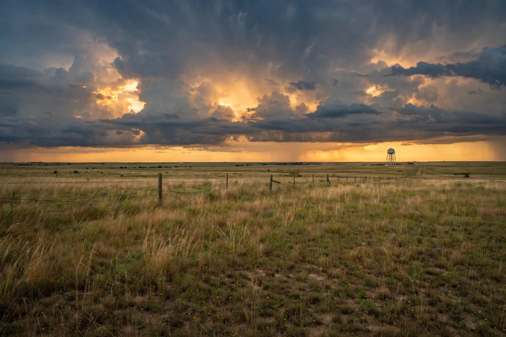7oh vape Oklahoma guide showing Oklahoma landscape at dusk for this legal and safety guide